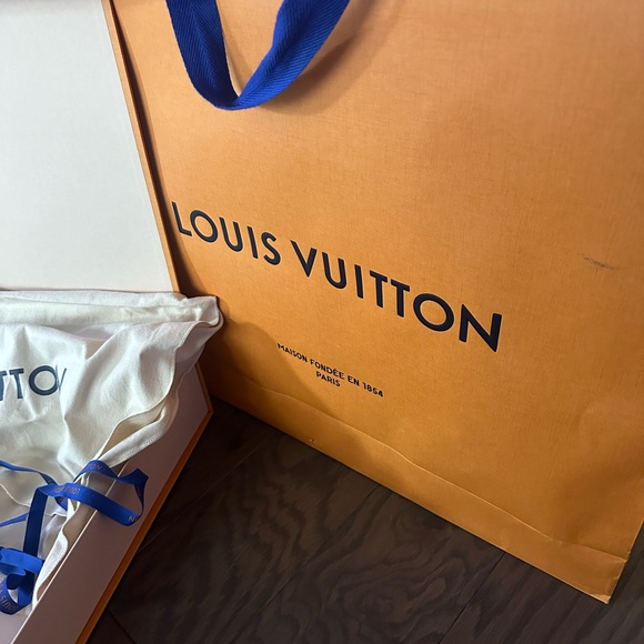 Louis Vuitton Never Full Pink Interior with original box, bag & dust pouch - Picture 16 of 17